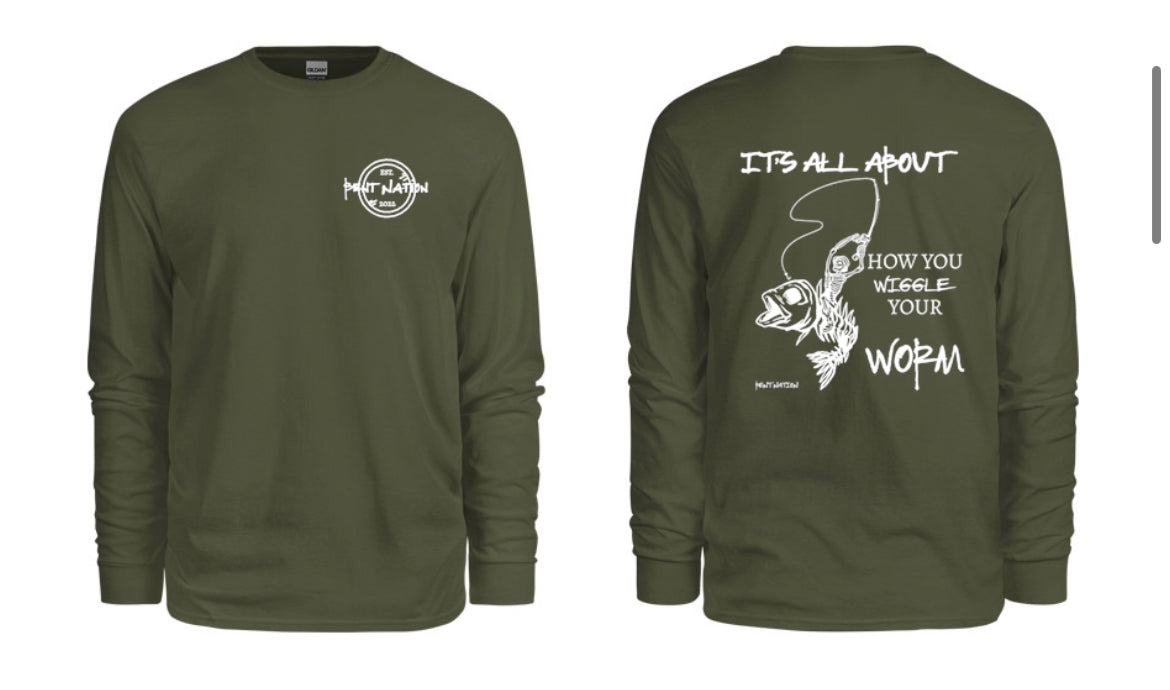 How You Wiggle Your Worm Men's Long Sleeve Shirt